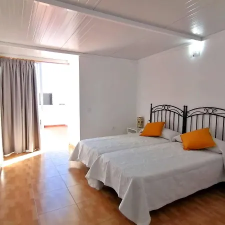 Linos Apartmán