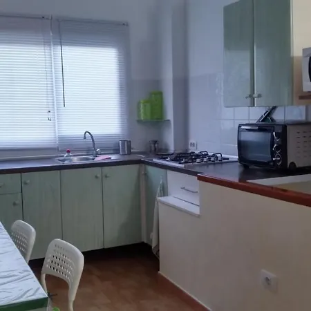 Apartament Linos *